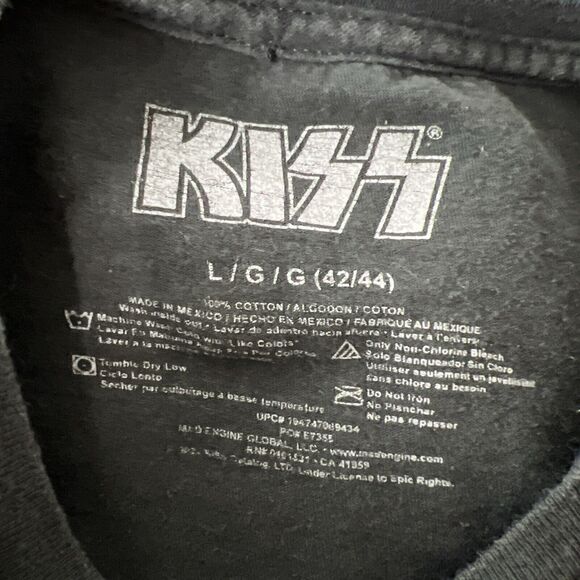 Kiss World Tour '77 Shirt Men Large Short Sleeve Graphic Rock Band Concert Tee - Picture 3 of 10